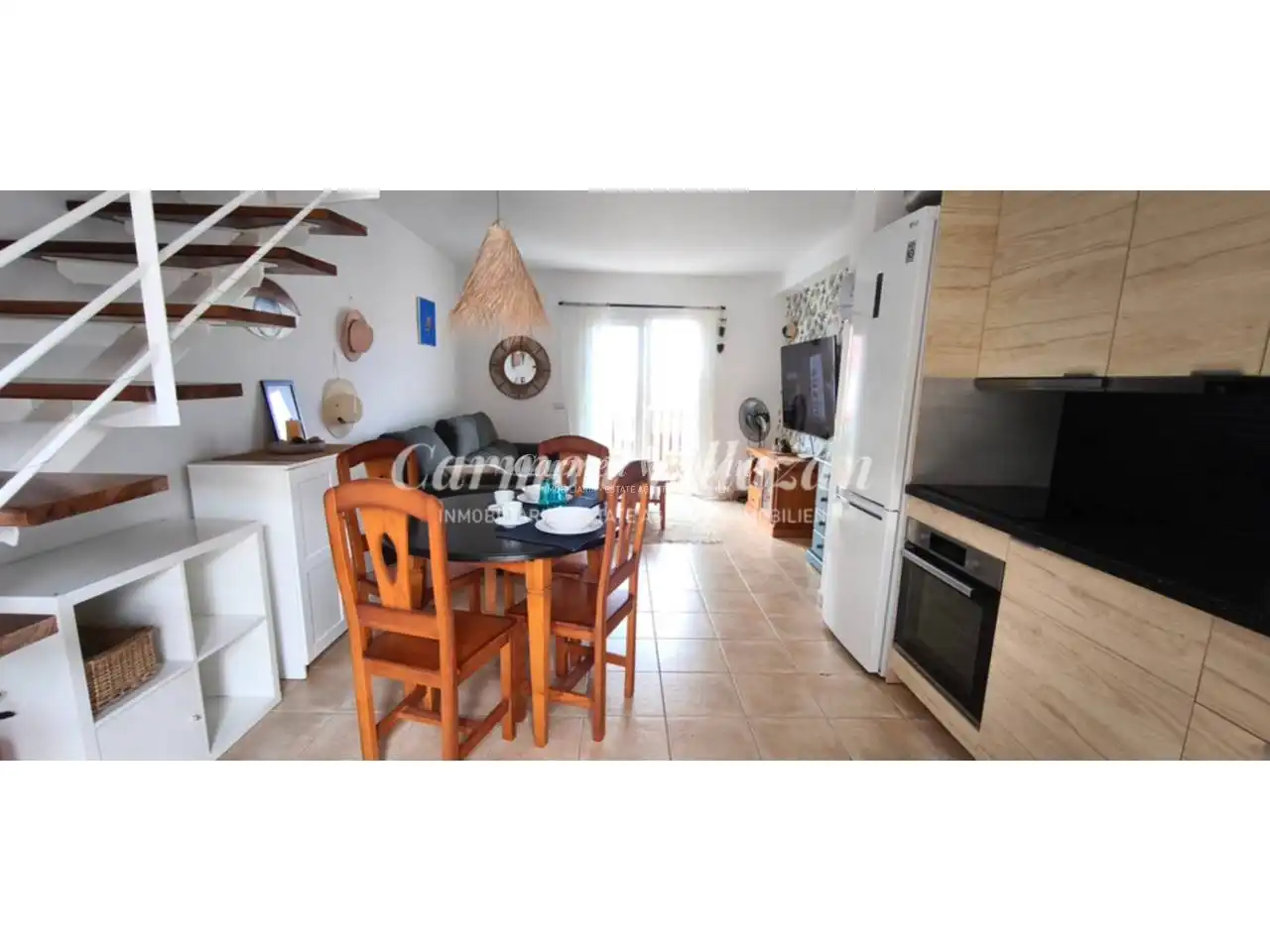 Esszimmer von Maisonette zum Verkauf in Antigua mit Möbliert, Balkon und Gemeinschaftspool