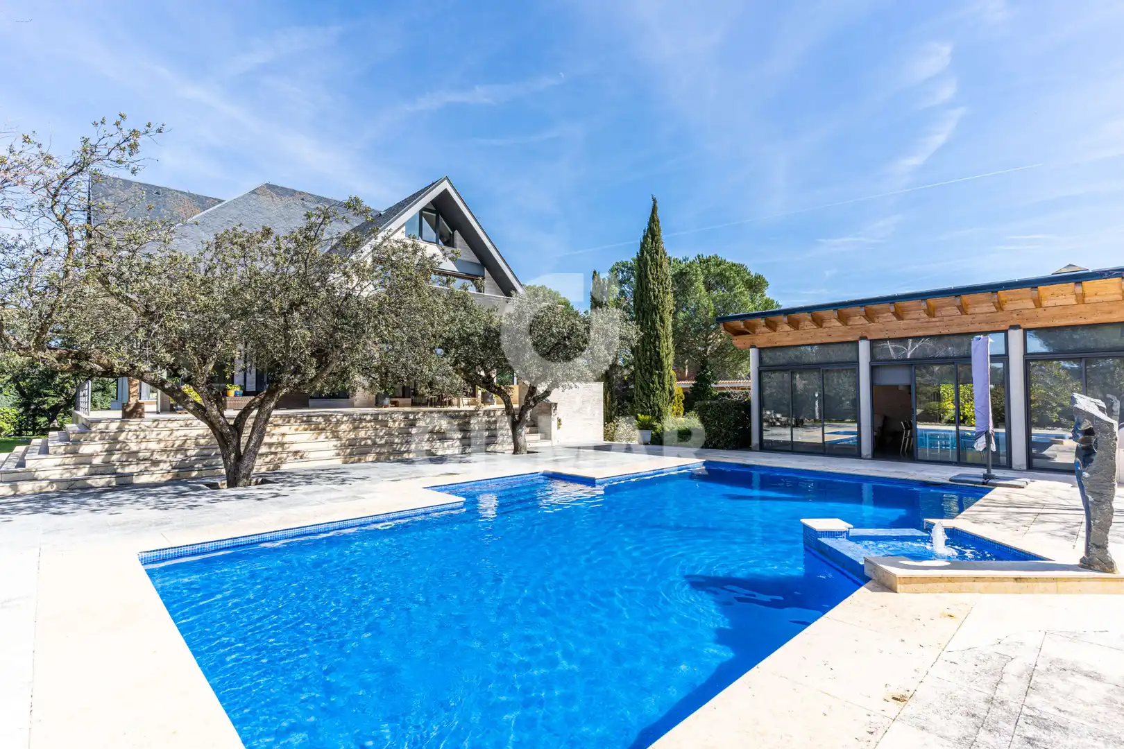 Piscina de Casa o chalet en venta en Las Rozas de Madrid con Aire acondicionado, Calefacción y Jardín privado