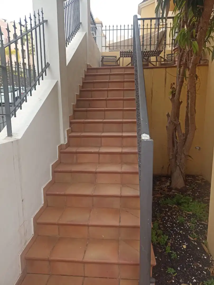 Maisonette zum Verkauf in Santa Úrsula mit Privatgarten, Möbliert und Ofen