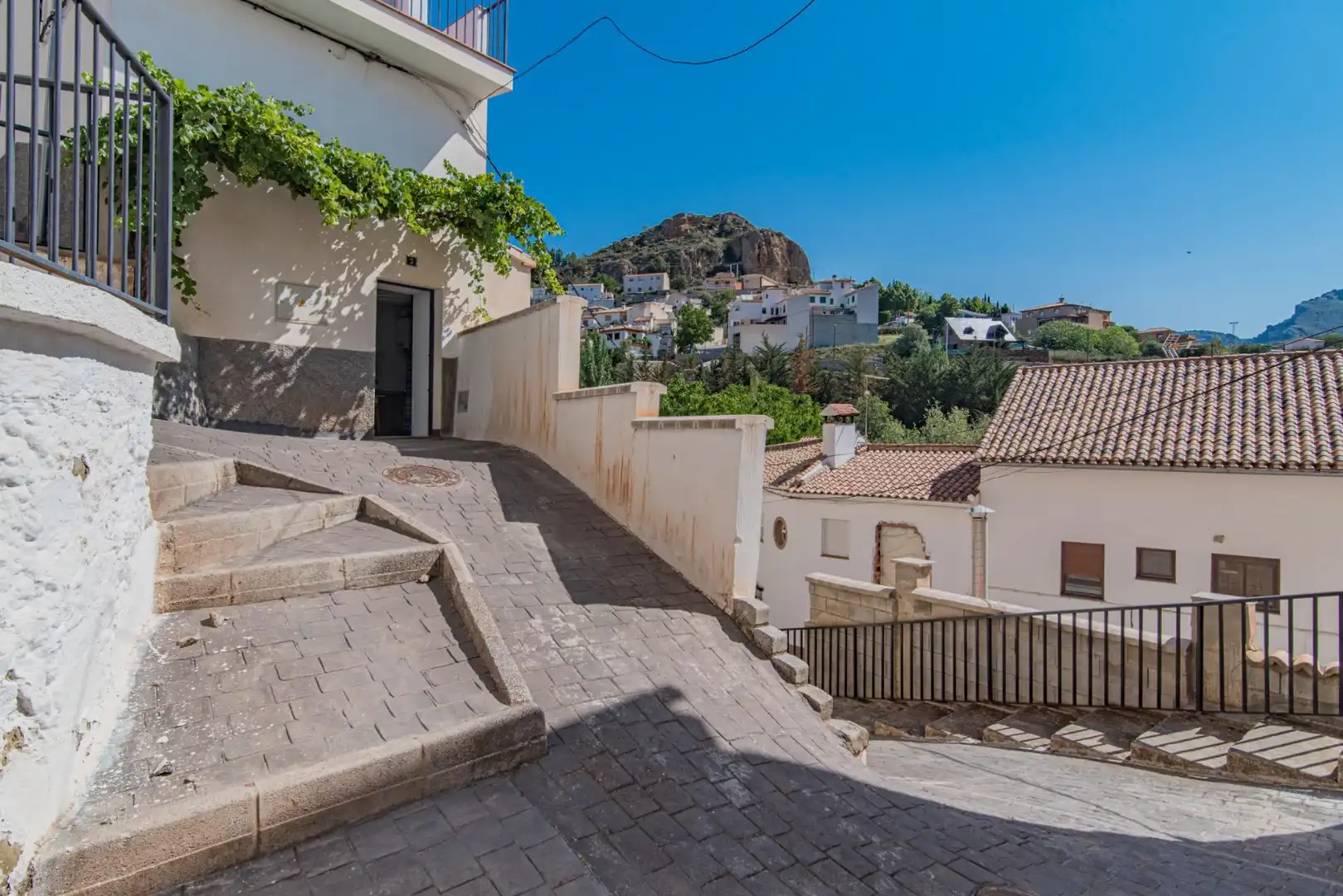 Vista exterior de Casa adosada en venta en Quéntar con Calefacción, Terraza y Trastero