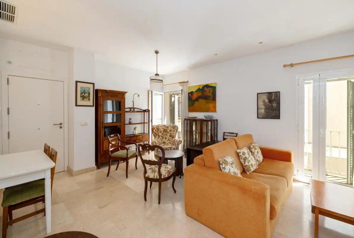 Sala de estar de Dúplex en venta en Sevilla con Calefacción, Terraza y Balcón