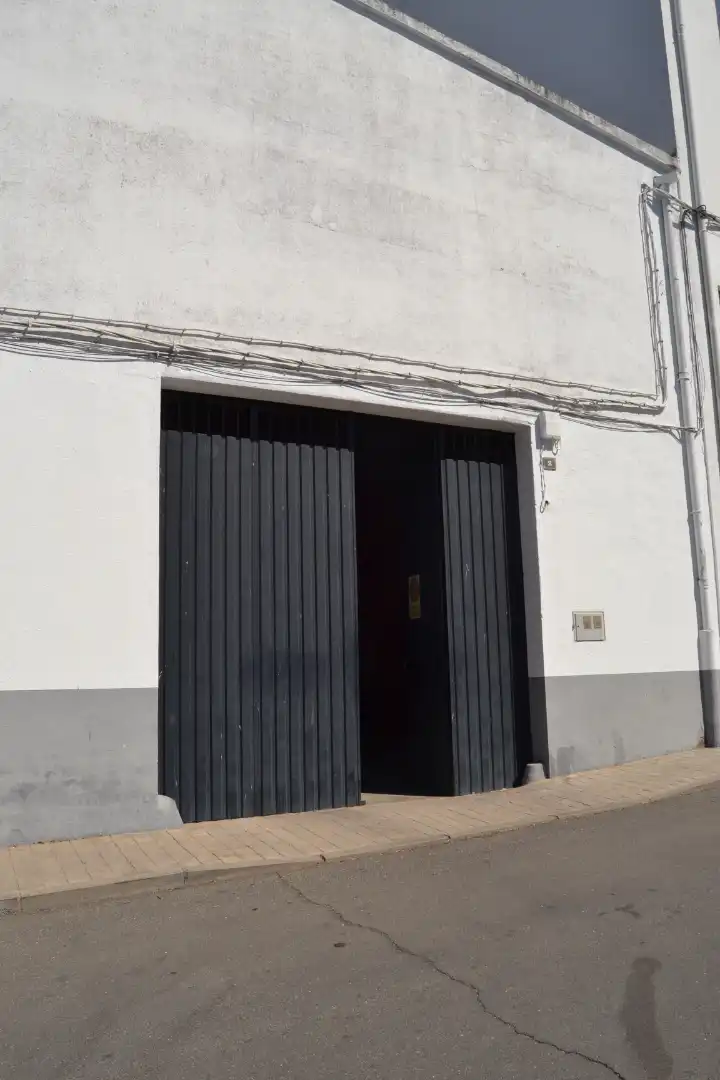 Local comercial en venda a Plaza de Picasso 4, imagen 4