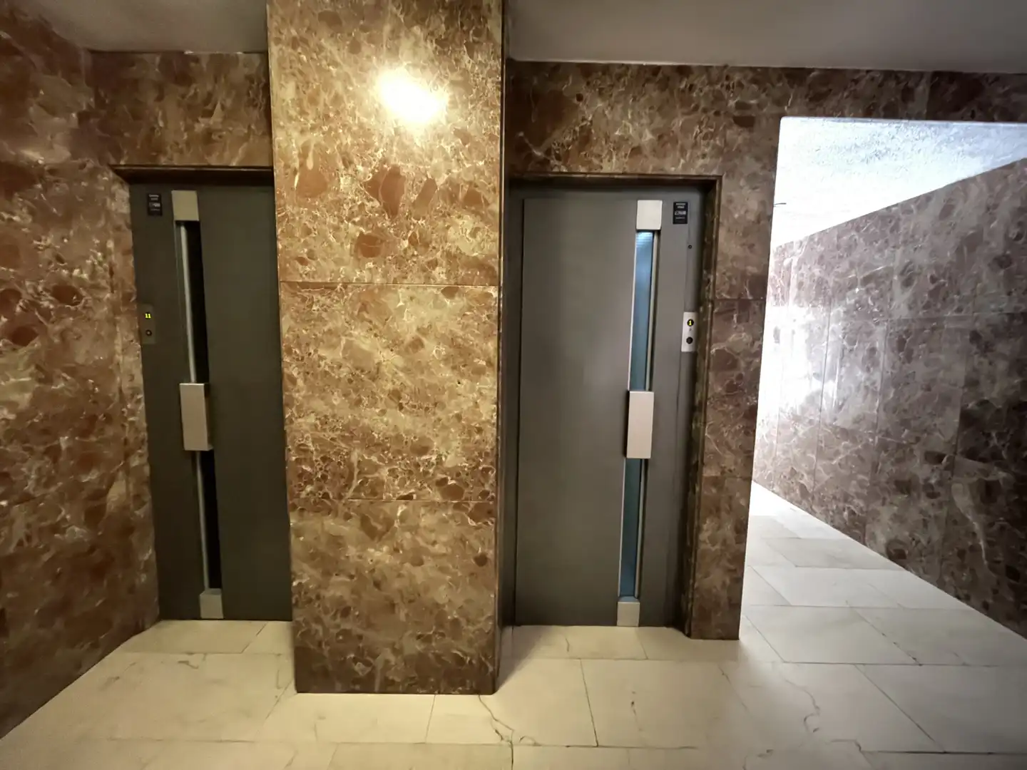 Flat for sale in Guadalajara  with Air Conditioner and Heating