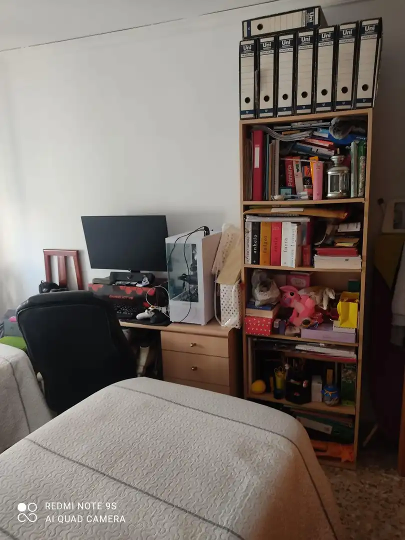 Bedroom of Houses for sale in Oliva  with Furnished