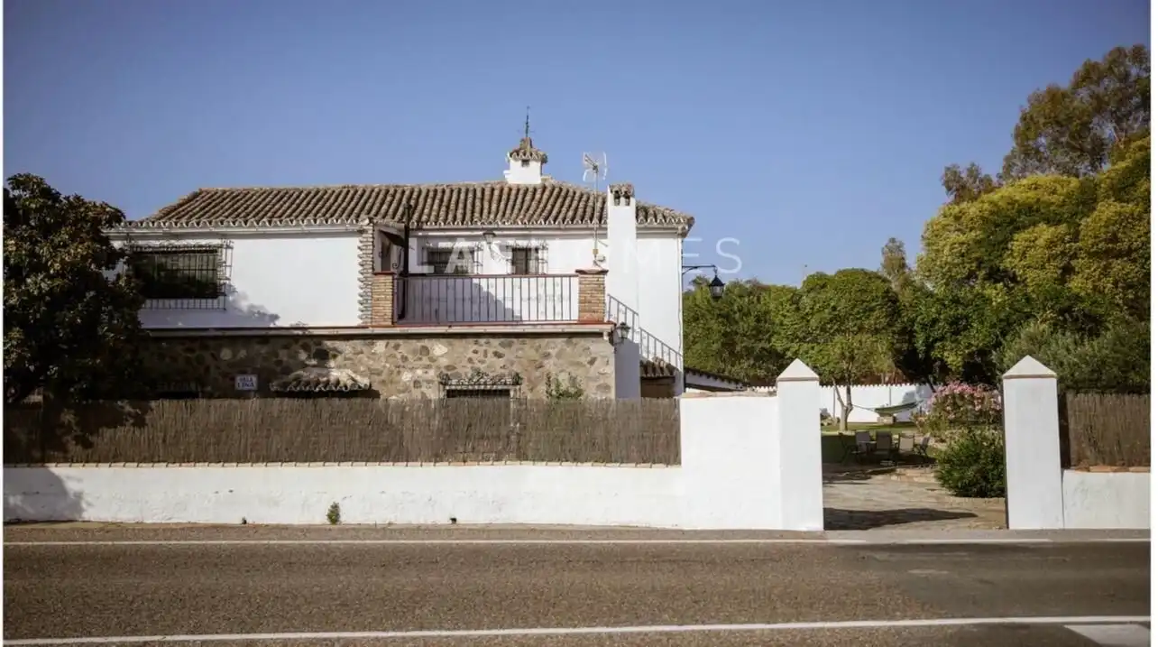 Vista exterior de Finca rústica en venta en El Castillo de las Guardas con Jardín privado, Terraza y Trastero