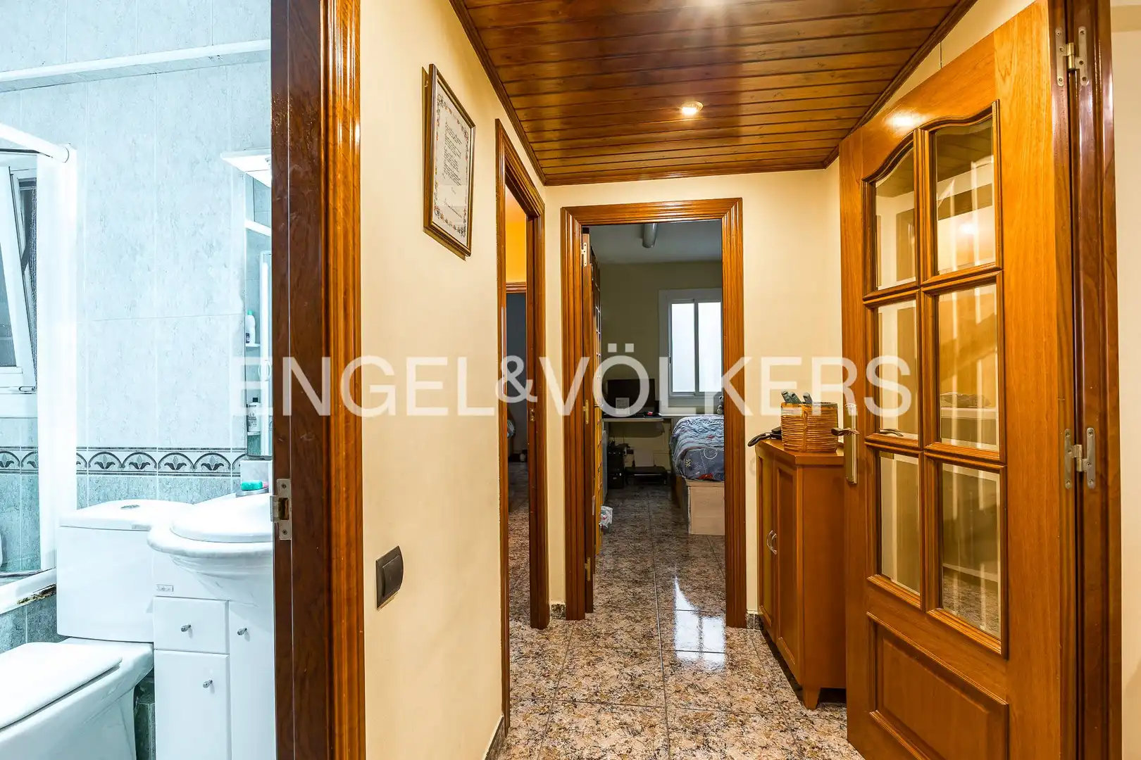 Piso en venta en Barcelona con Calefacción y Balcón