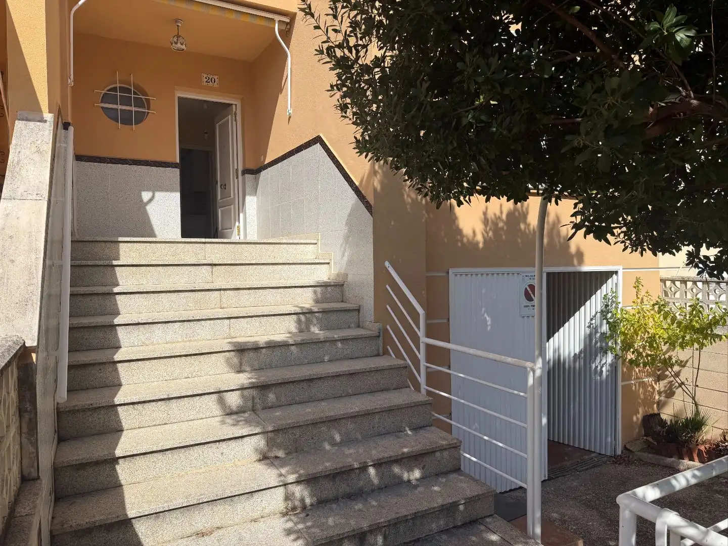 Casa adosada en venta en Mejostilla