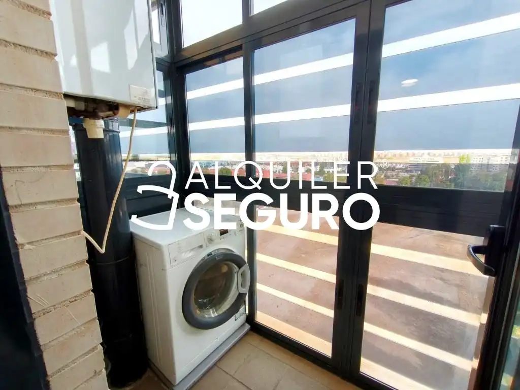 Balcony of Flat for rent in Móstoles  with Air Conditioner, Heating and Terrace