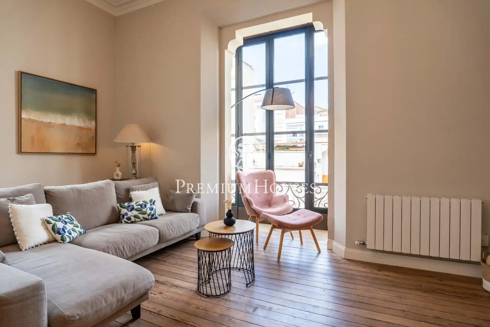 Living room of Flat for sale in Vilanova i la Geltrú  with Air Conditioner, Heating and Terrace