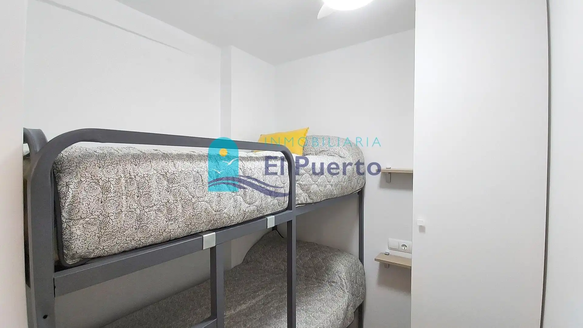 Habitación de Apartamento en venta en Mazarrón con Aire acondicionado, Calefacción y Amueblado