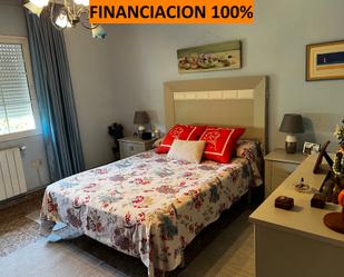 Bedroom of House or chalet for sale in El Burgo de Ebro  with Air Conditioner, Terrace and Swimming Pool