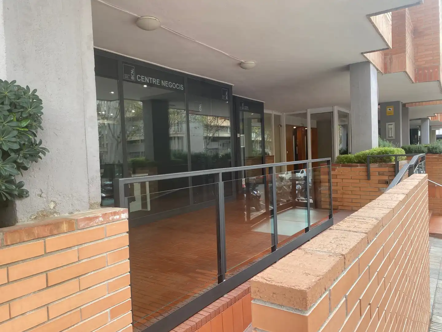Ufficio con ascensore in affitto a Carrer de Benet Mateu 40, imagen 17