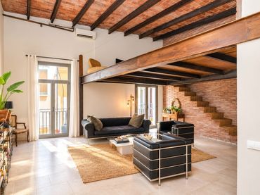 Loft amb balcó en venda a Carrer de la Blanqueria