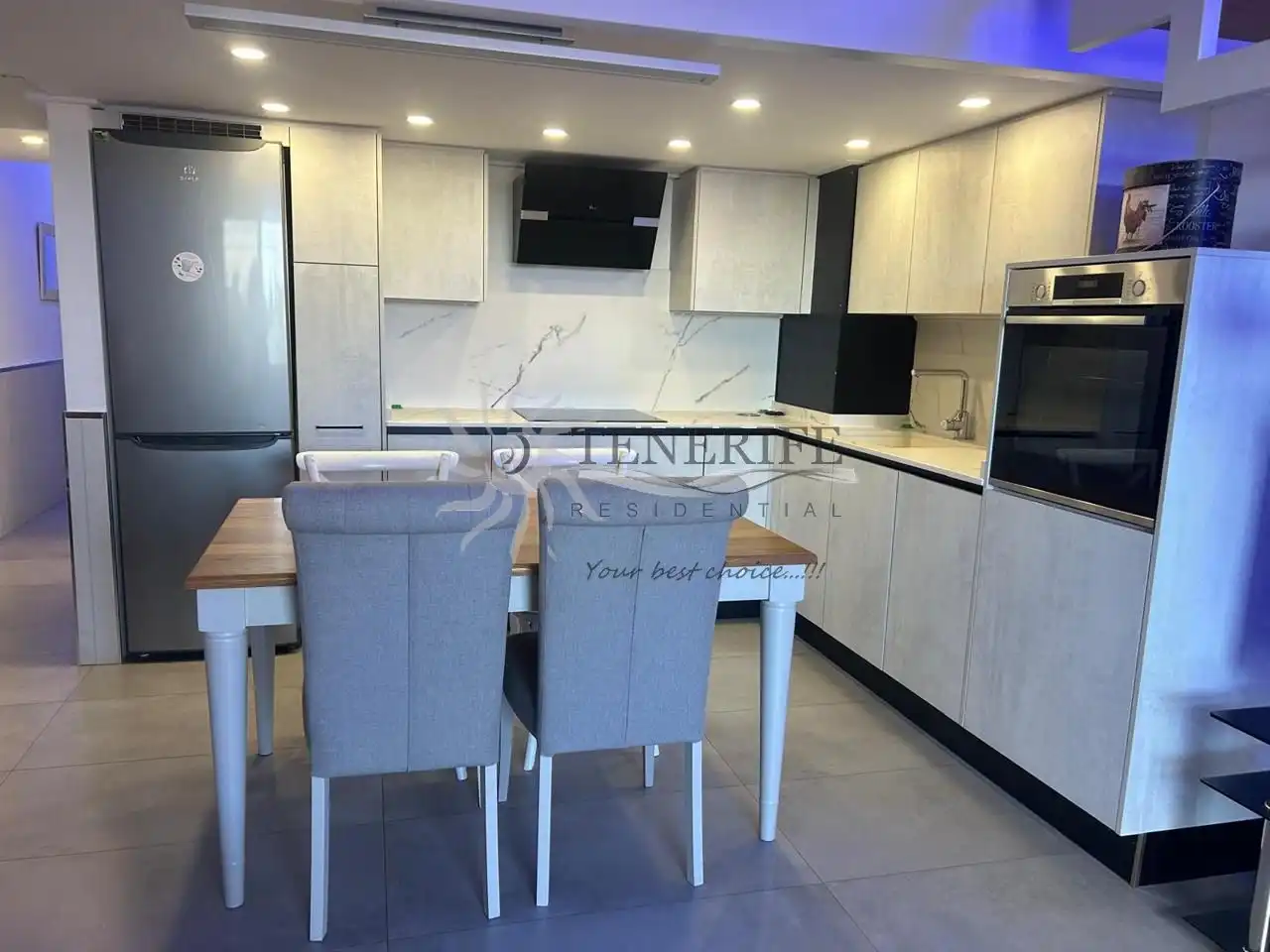 Cocina de Piso en venta en Arona con Aire acondicionado, Terraza y Amueblado