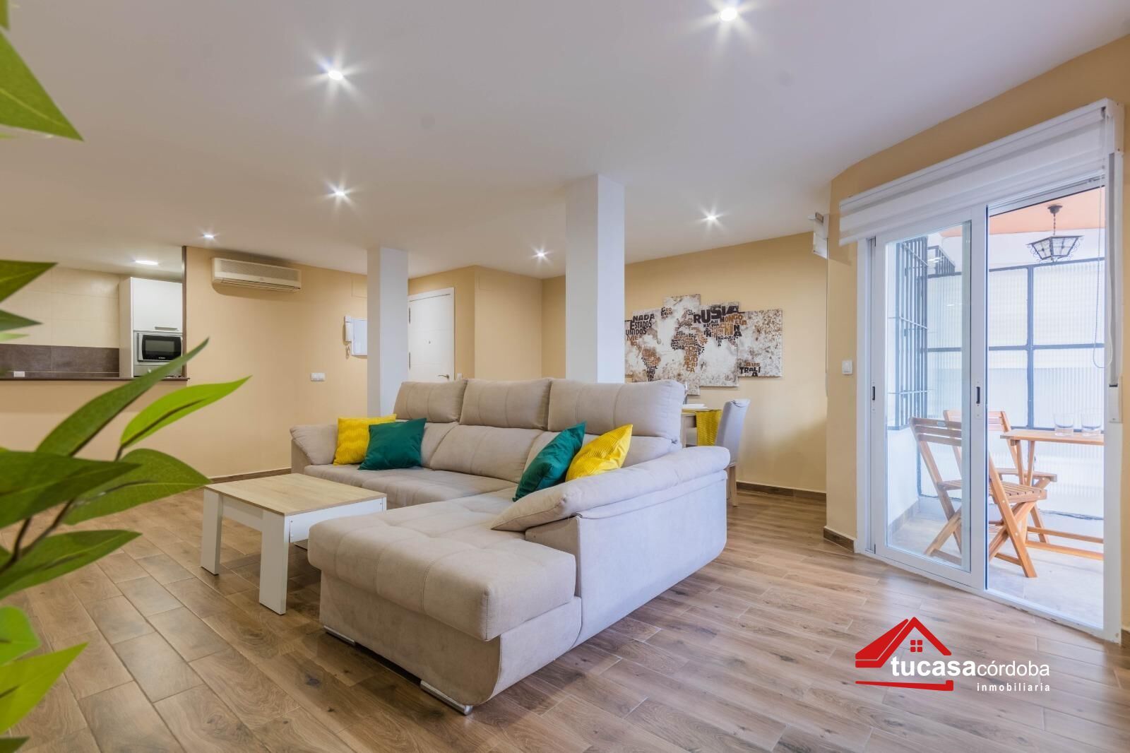 Sala de estar de Piso en venta en  Córdoba Capital con Aire acondicionado, Terraza y Trastero