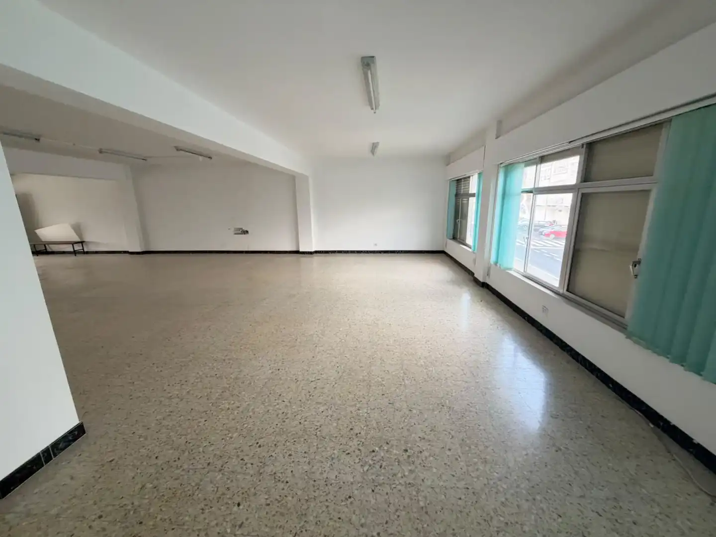 Gewerbefläche zum Verkauf in Avenida Conces, imagen 5