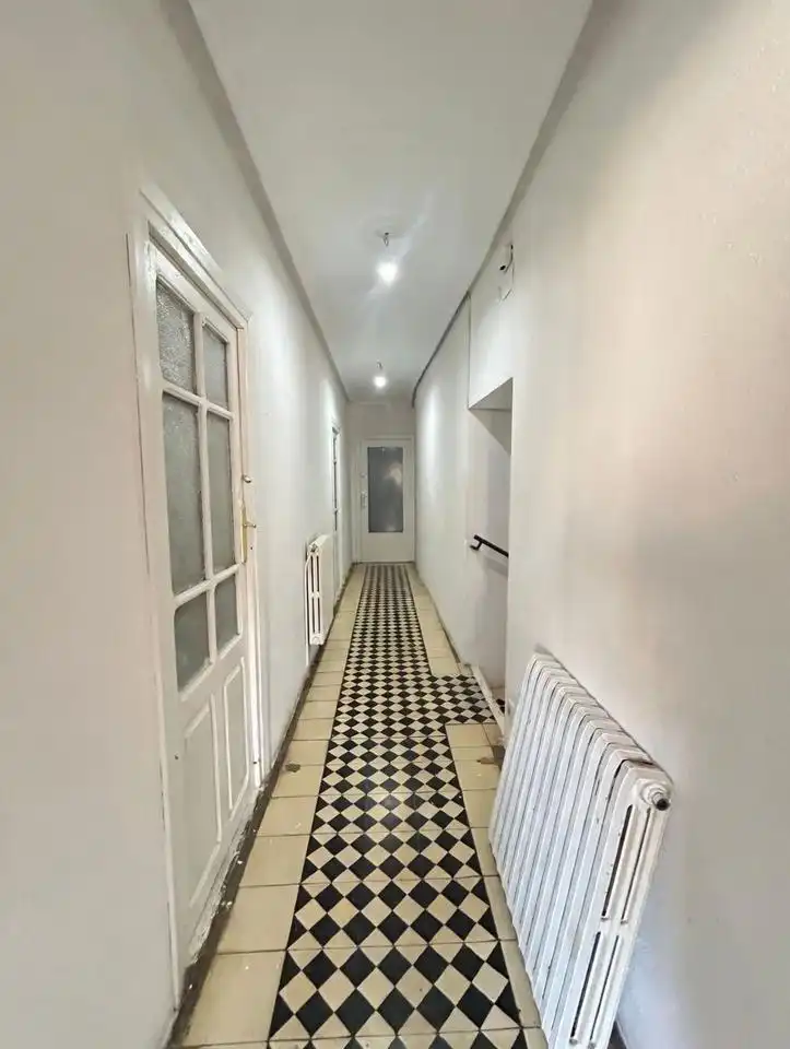 Wohnung zum Verkauf in Tudela mit Klimaanlage, Heizung und Terrasse