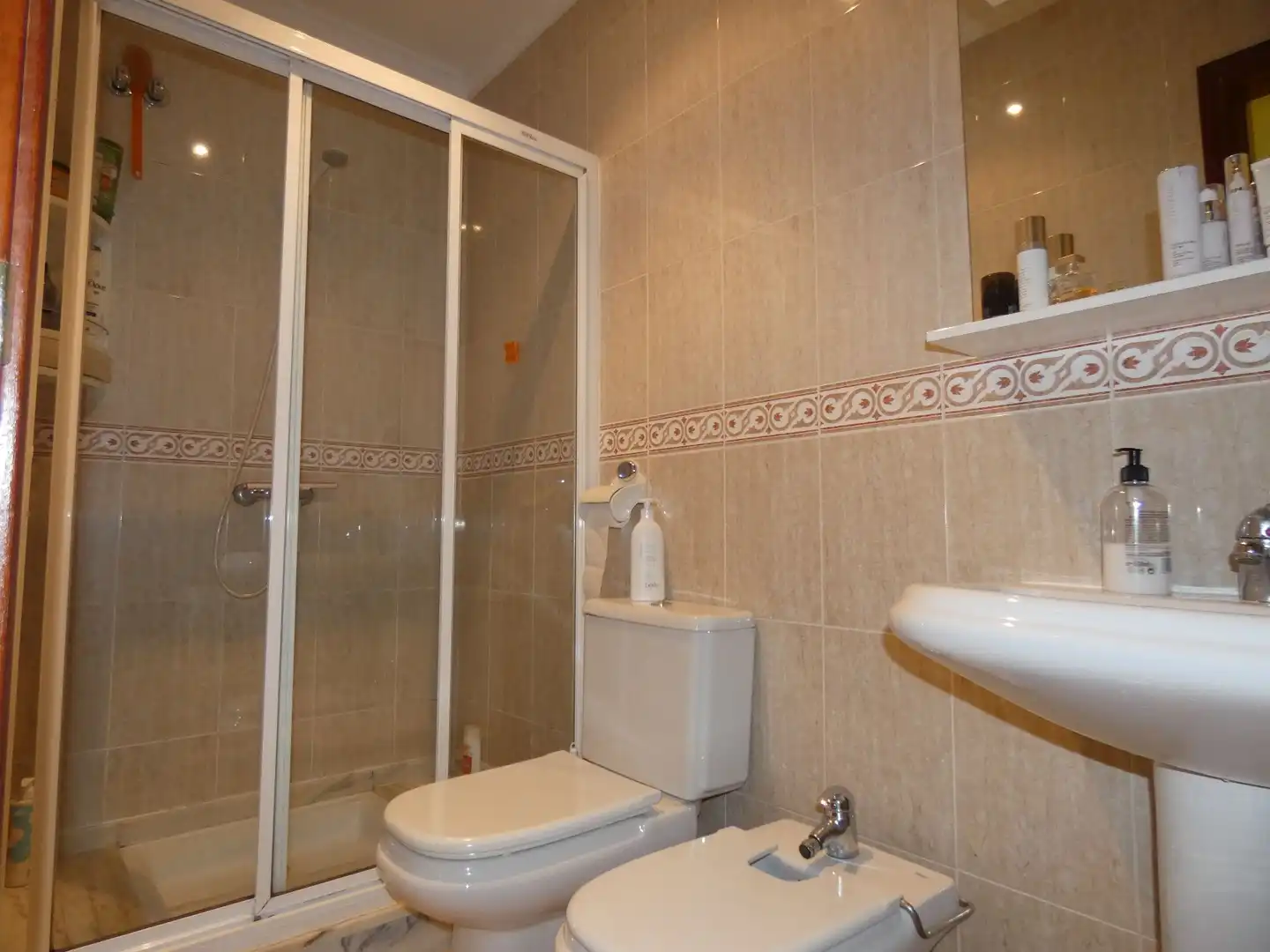 Bathroom of Flat for sale in Nava