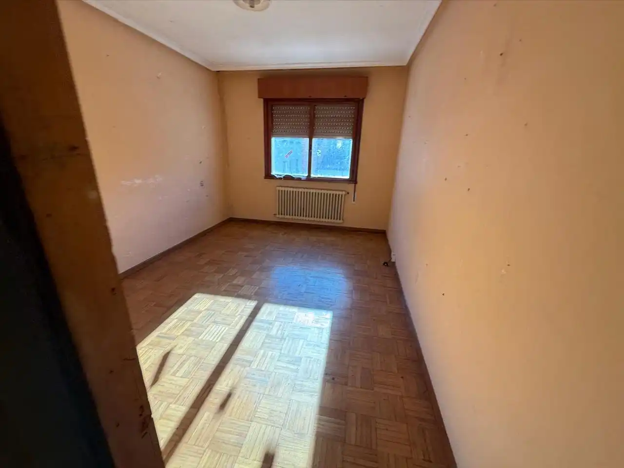 Dormitori de Pis en venda en Aller amb Calefacció i Parquet