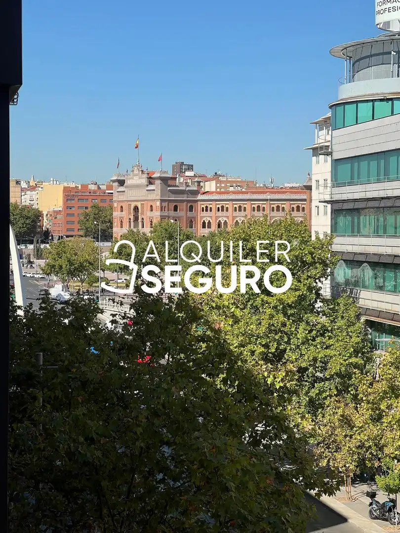Piso con ascensor en alquiler en de Alcalá