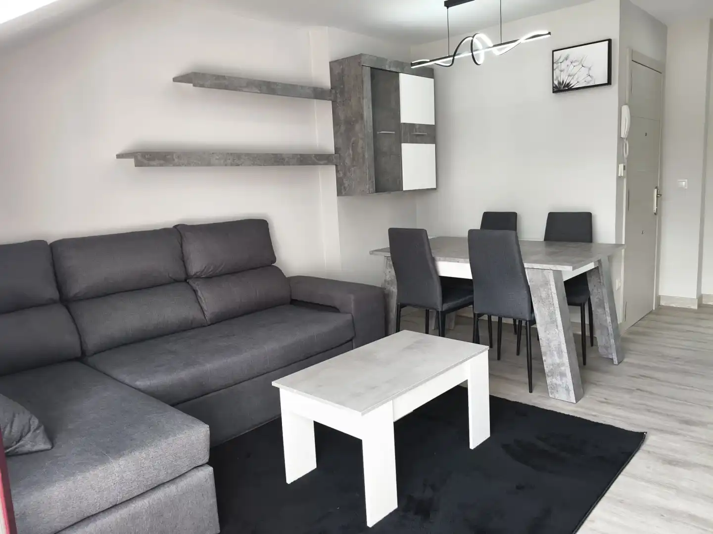 Living room of Attic for rent in Entrambasaguas  with Heating, Terrace and Furnished