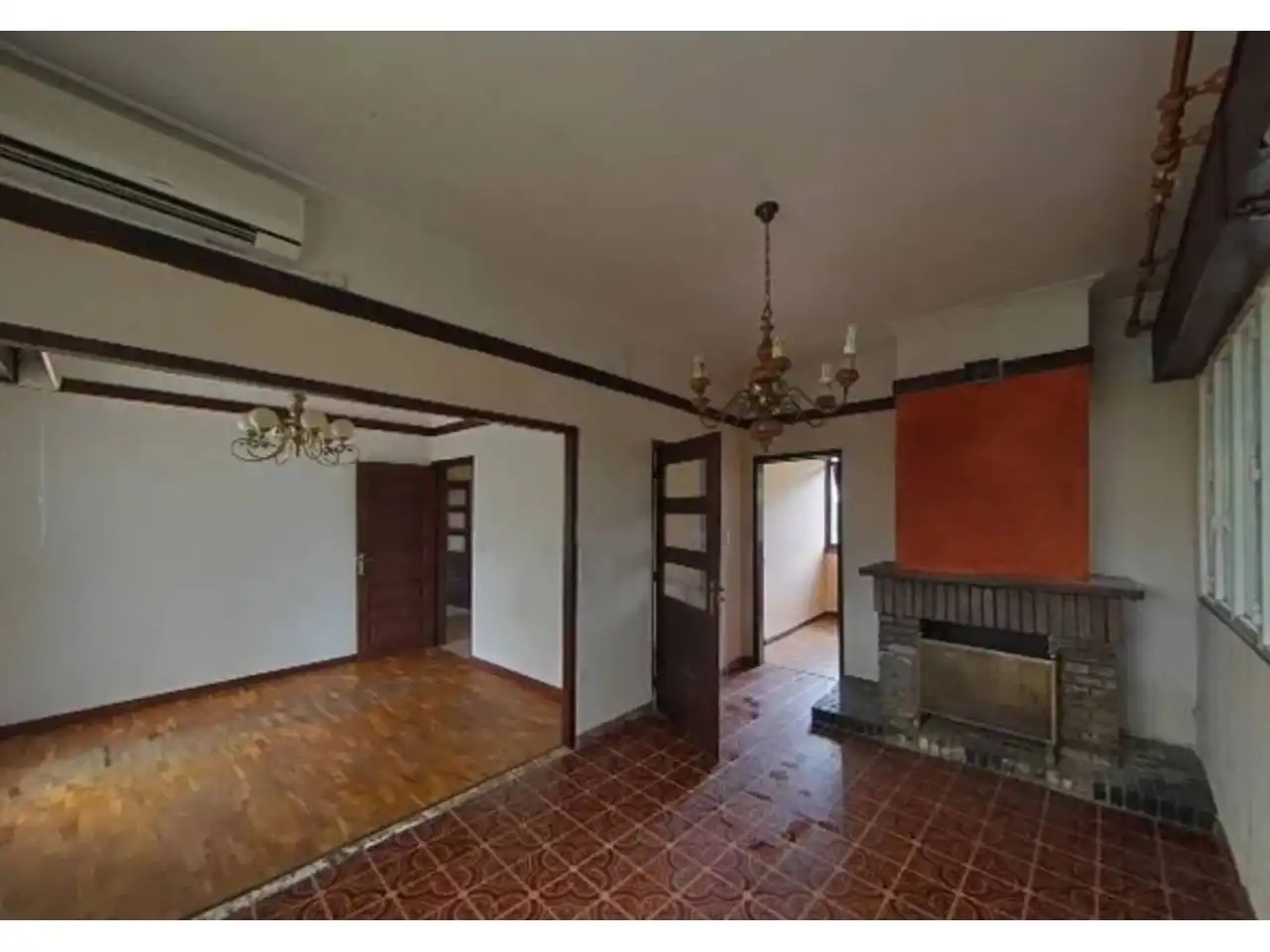 Sala de estar de Casa o chalet en venta en Entrimo con Aire acondicionado, Calefacción y Jardín privado