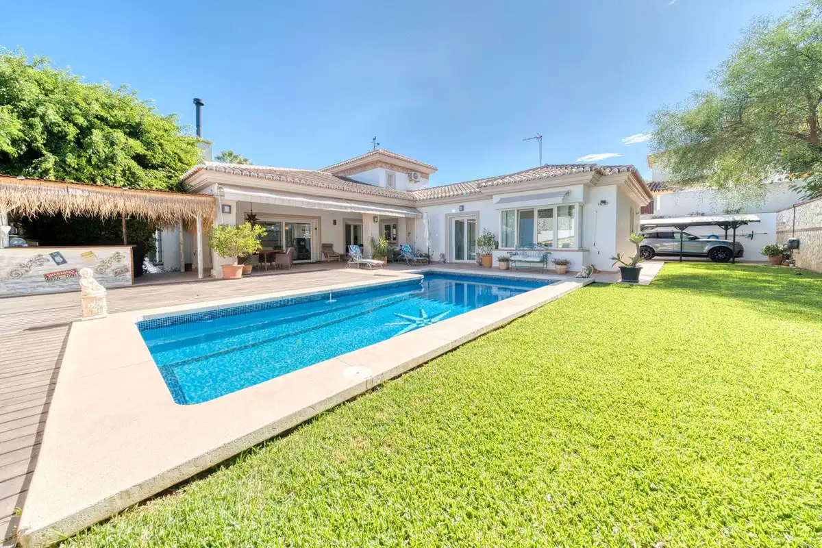 Exterior view of Houses for sale in Mijas  with Air Conditioner, Private garden and Terrace