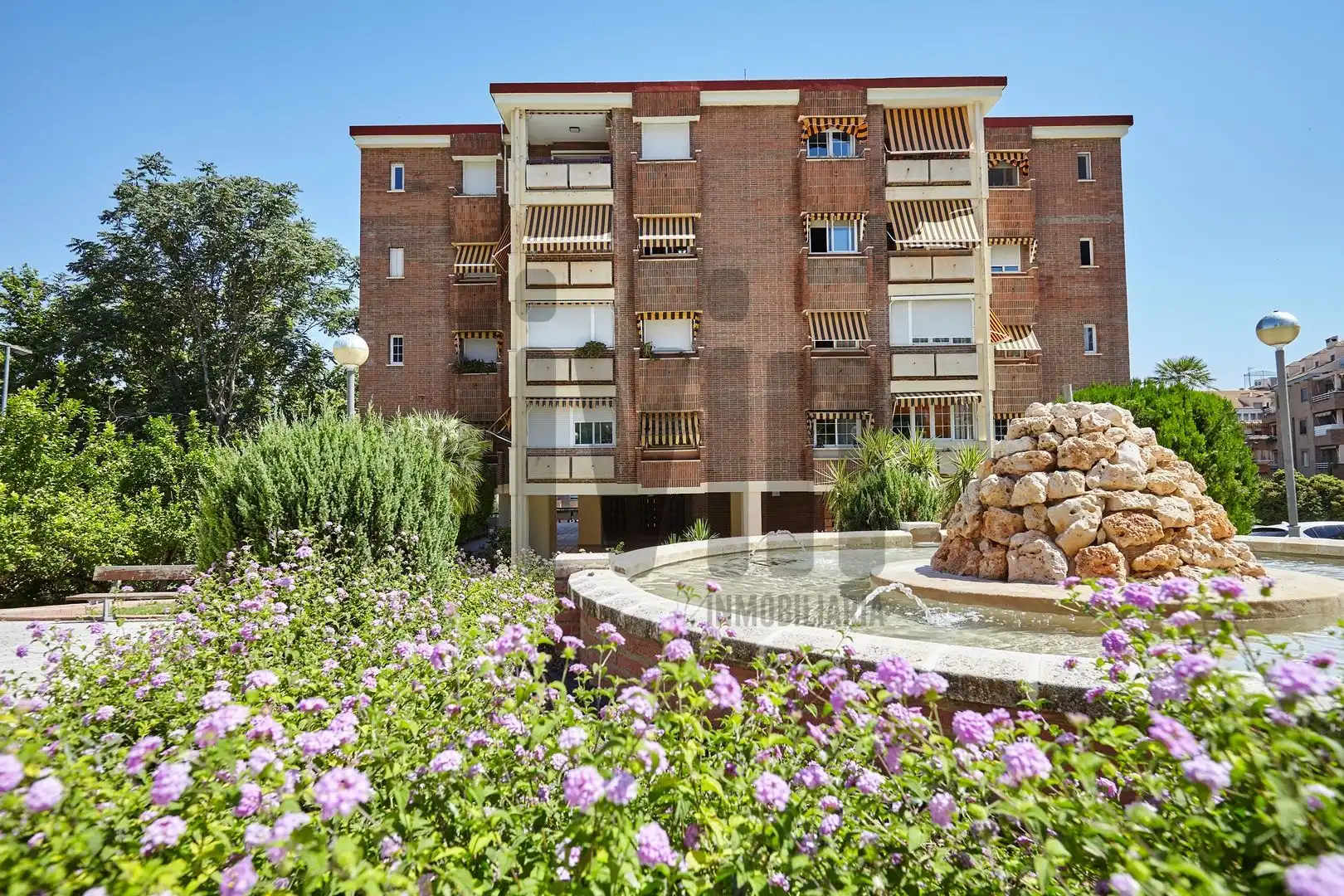 Vista exterior de Pis en venda en Jaén amb Aire condicionat, Calefacció i Traster