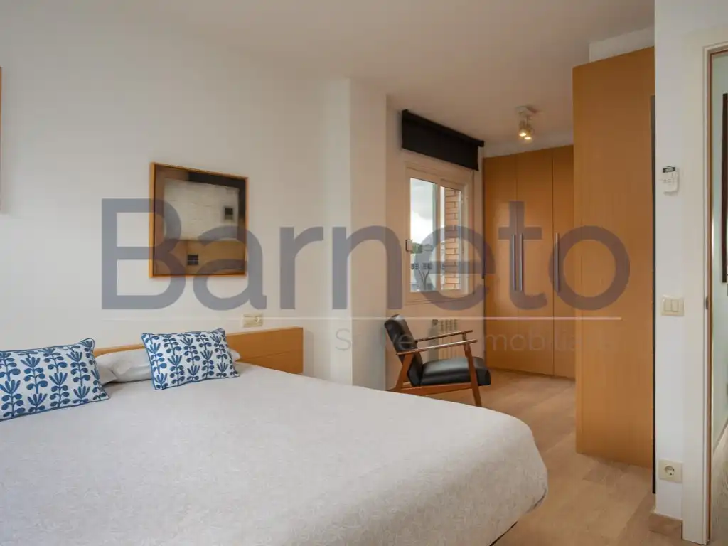 Bedroom of Houses for sale in Girona  with Air Conditioner
