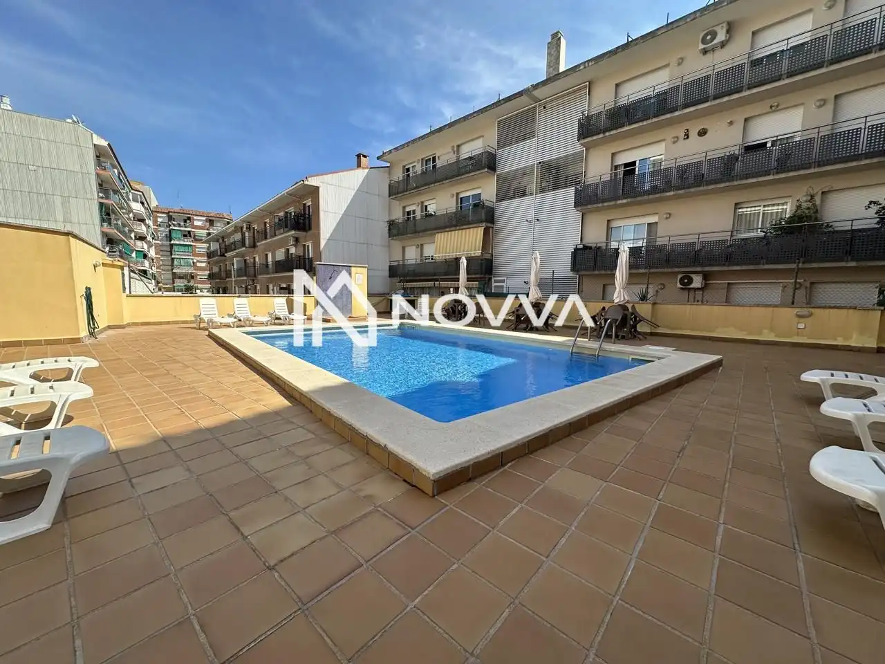 Pis amb piscina en venda a Poblenou, imagen 43