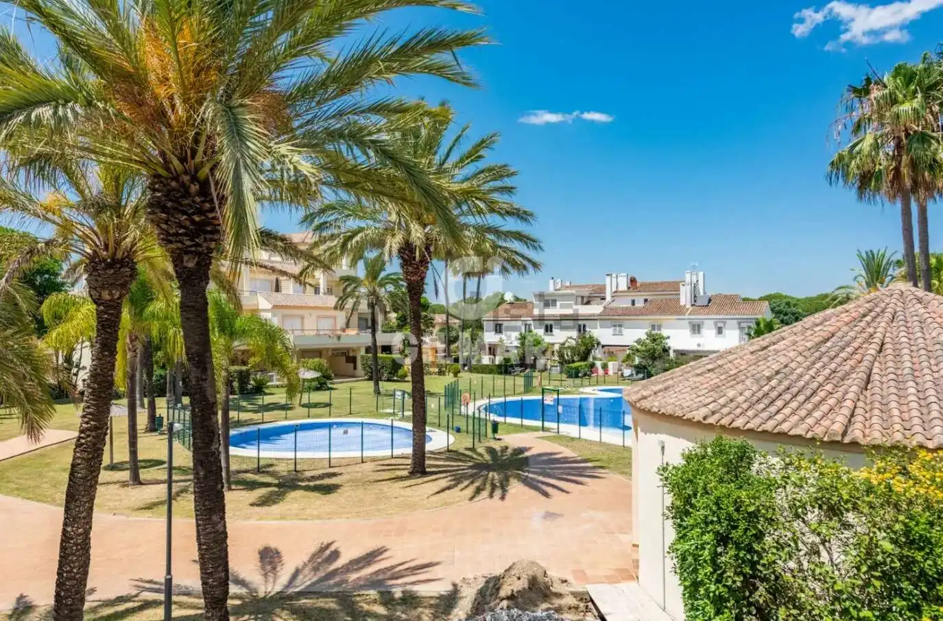 Jardí de Dúplex en venda en Sotogrande amb Calefacció, Traster i Piscina