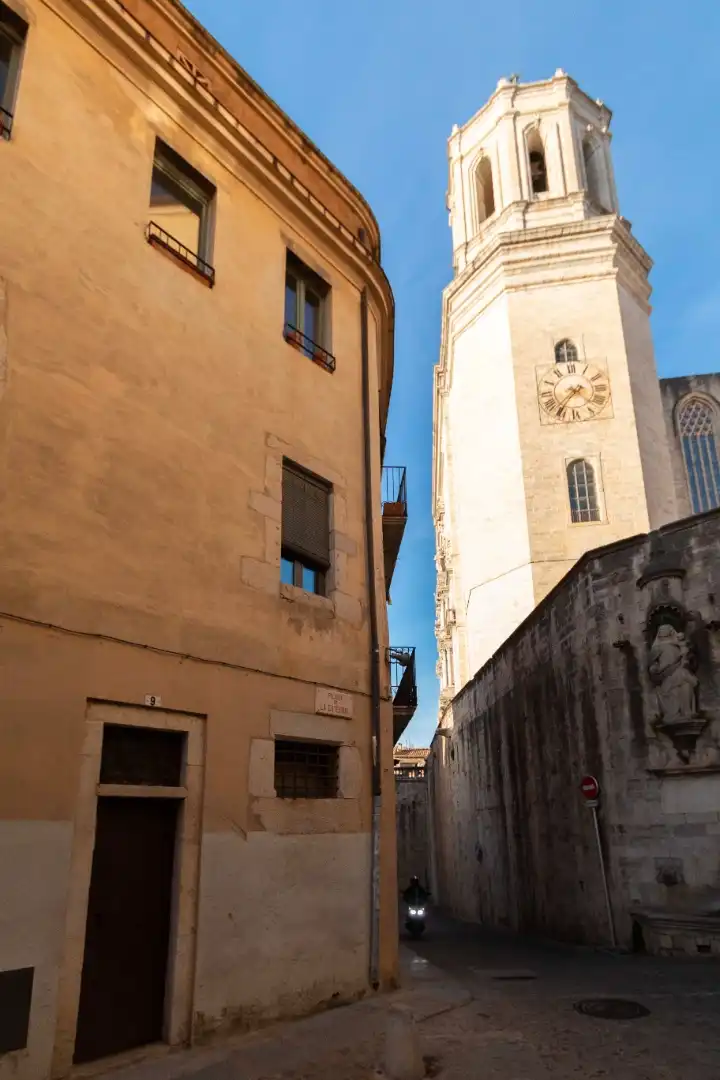 Pis de lloguer a Pujada de la Catedral, Centre - Barri Vell