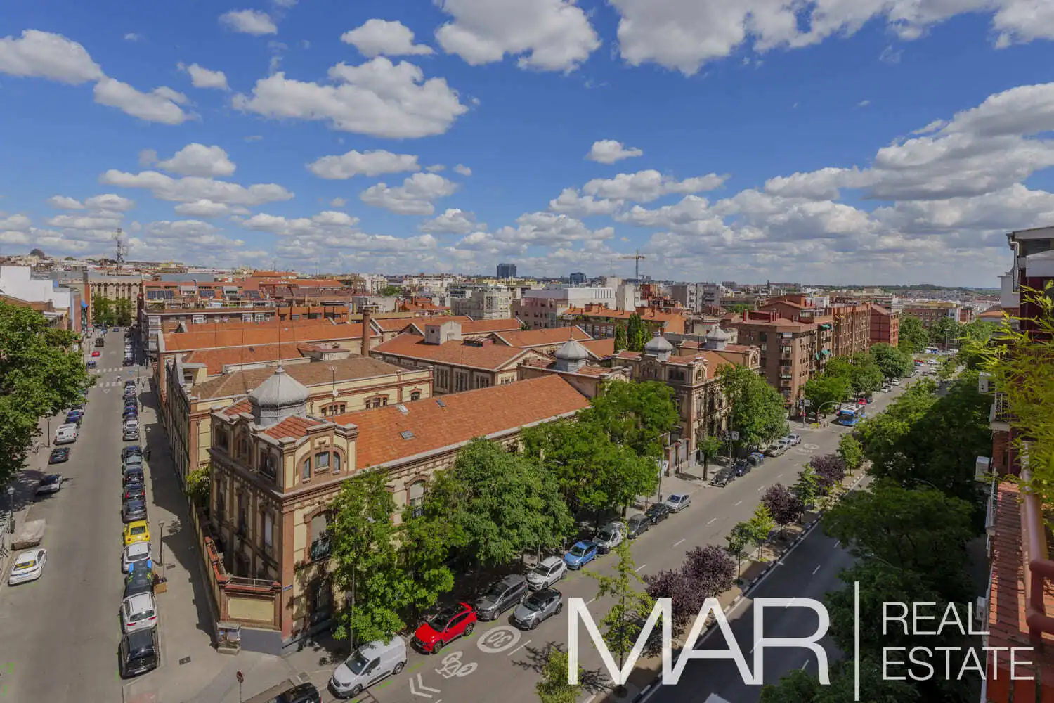 Vista exterior de Piso en venta en Madrid con Aire acondicionado, Calefacción y Parquet