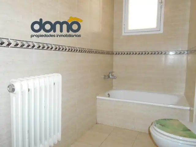 Flat for rent in Calle Emilia Pardo Bazán, Joaquina Eguaras