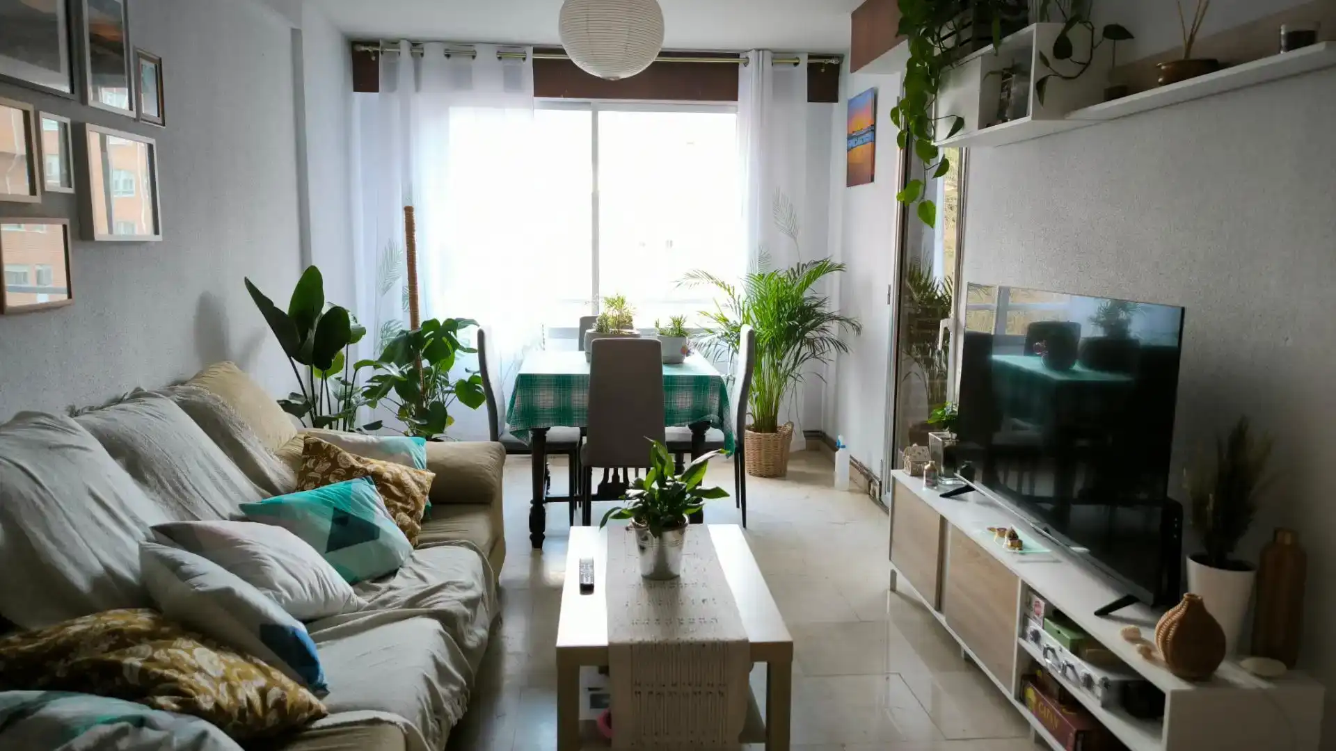 Room in Valladolid, Valladolid
