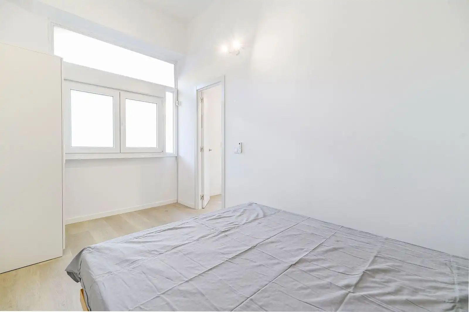Bedroom of Flat for sale in Barberà del Vallès