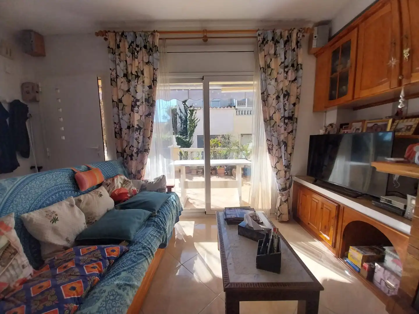 Wohnzimmer von Einfamilien-Reihenhaus zum Verkauf in Empuriabrava