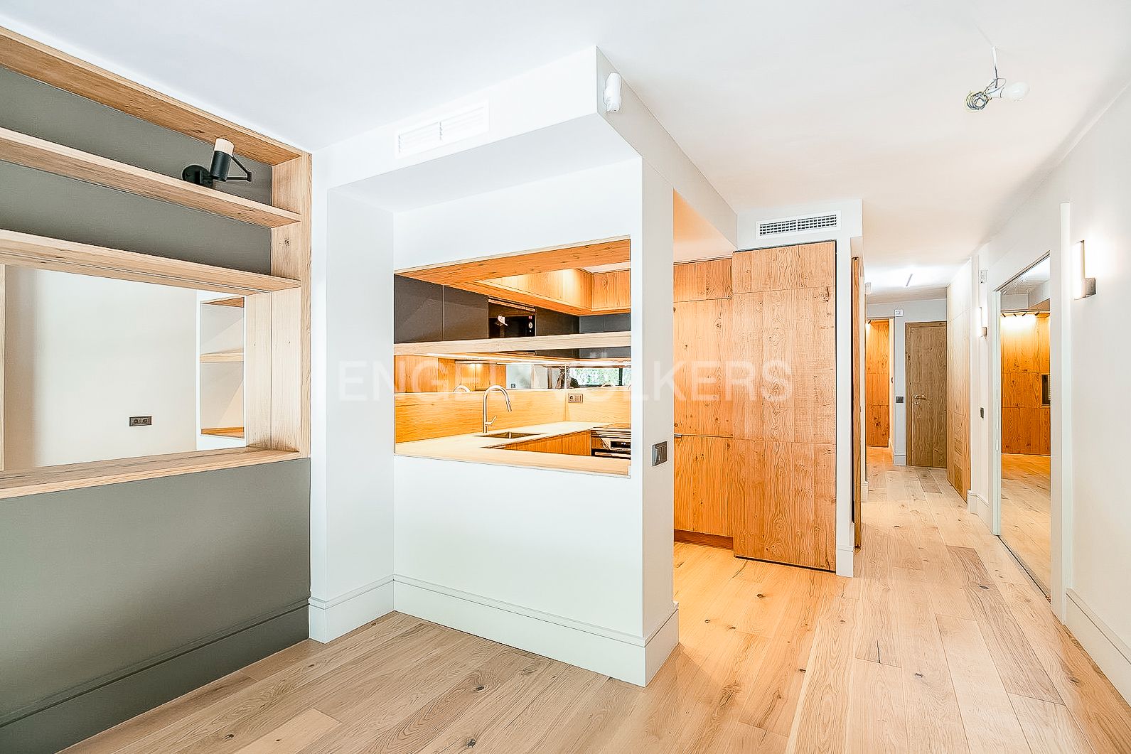 Cuina de Apartament en venda en  Barcelona Capital amb Aire condicionat, Calefacció i Parquet
