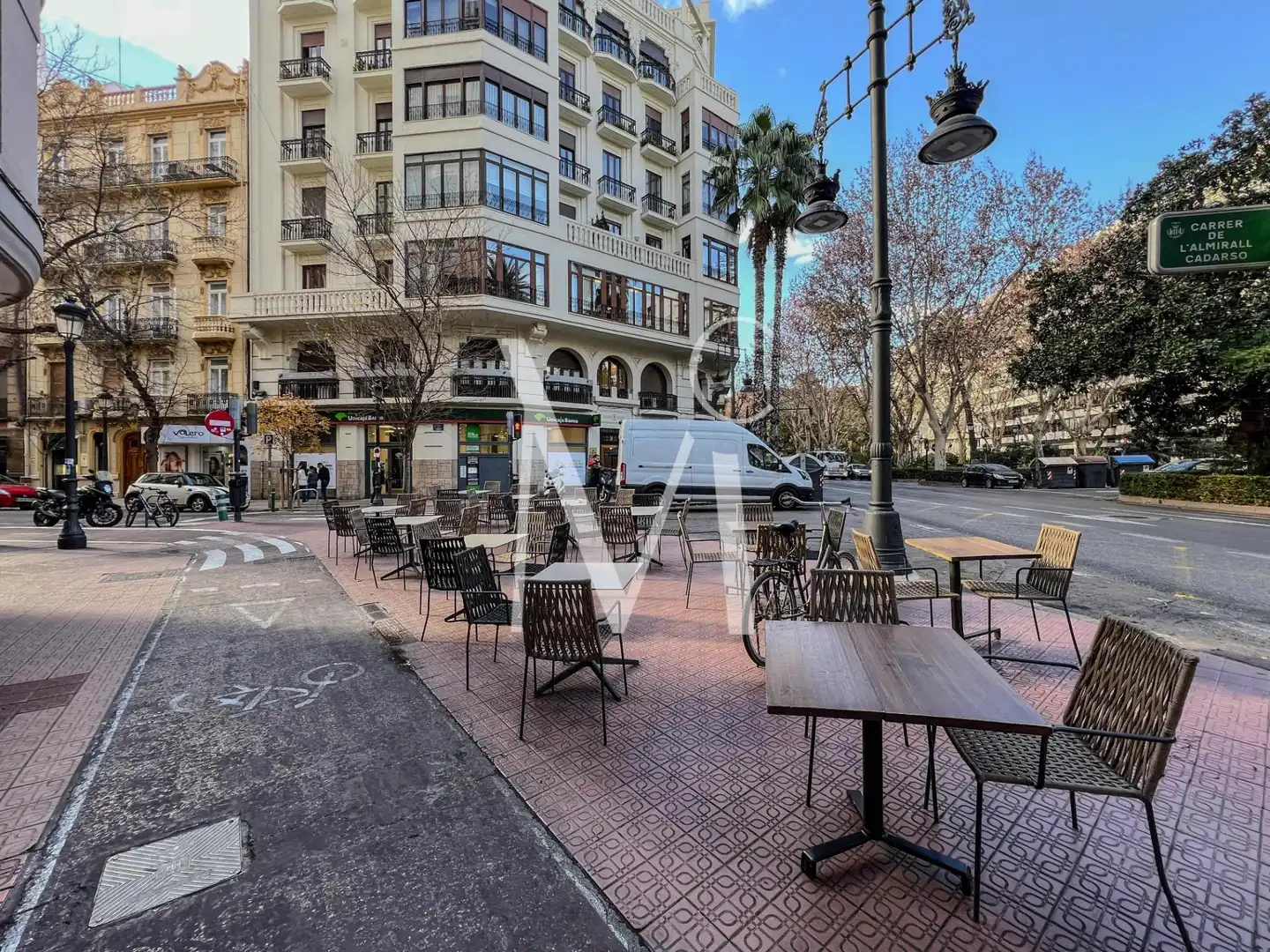 Vista exterior de Local de lloguer en Valencia