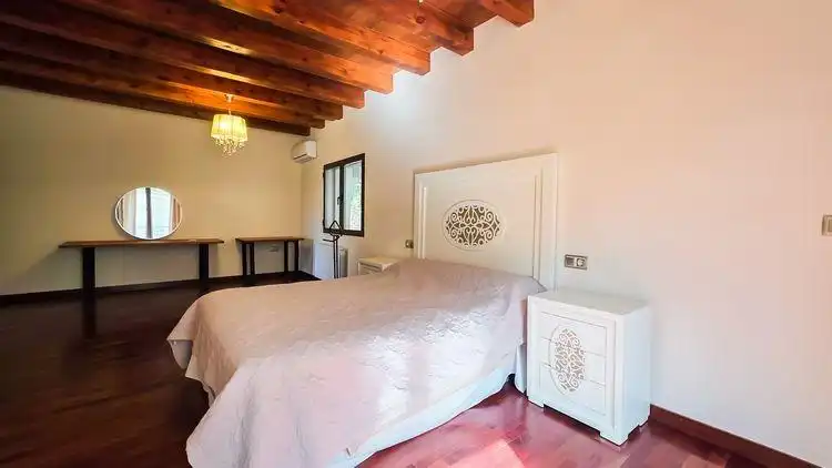 Habitación de Casa o chalet en venta en Castril con Calefacción, Jardín privado y Parquet