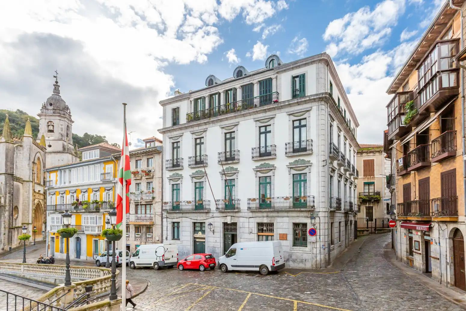 Vista exterior de Piso en venta en Lekeitio con Calefacción y Balcón