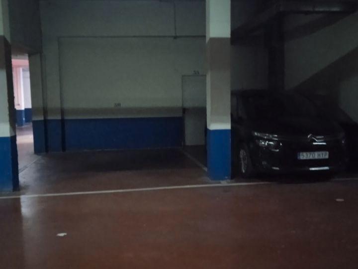 Photo 1 of Garage to rent in Calle Feria de San Andrés, 5, Santo Domingo y San Martín, Huesca