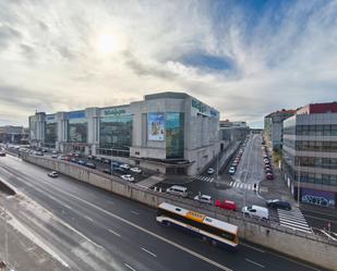 Vista exterior de Pis en venda en Santiago de Compostela  amb Calefacció, Traster i Moblat