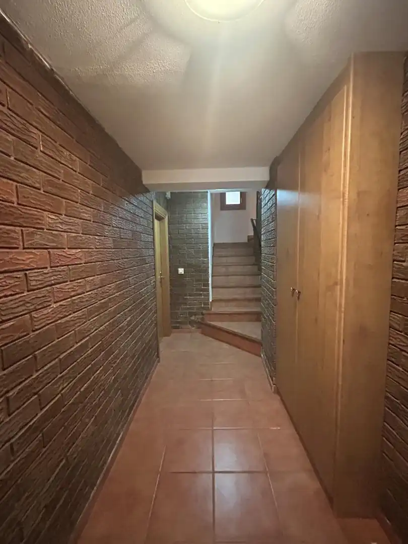 Flat for sale in Valtierra  with Air Conditioner, Parquet flooring and Storage room