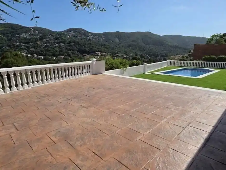 Terrassa de Casa o xalet de lloguer en Sant Fost de Campsentelles amb Terrassa, Piscina i Balcó