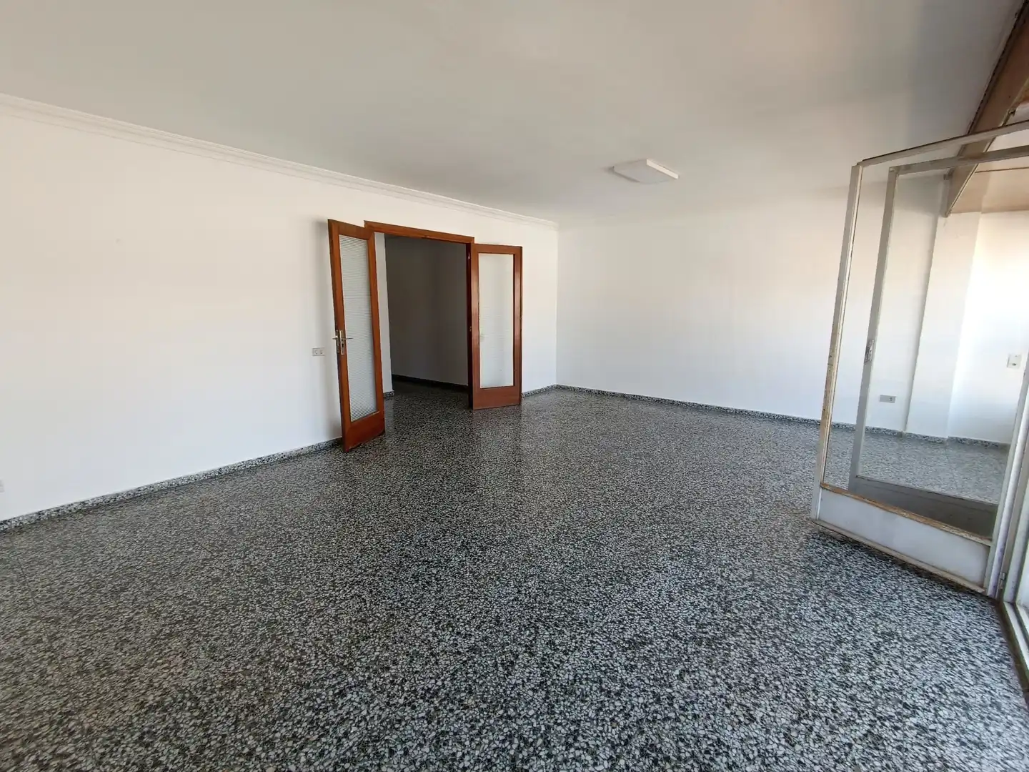 Flat for sale in Alicante / Alacant  with Air Conditioner and Balcony