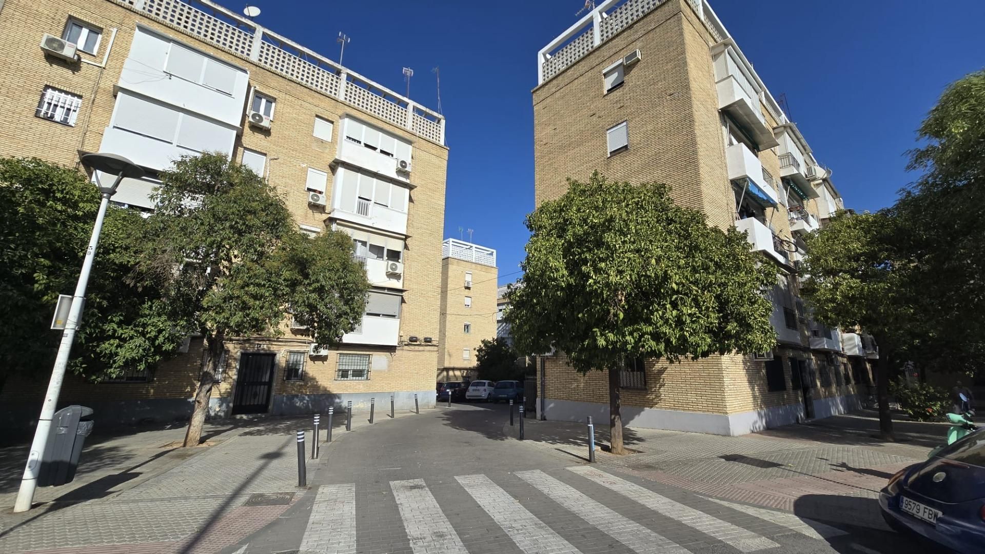 Vista exterior de Planta baixa de lloguer en  Sevilla Capital amb Aire condicionat i Calefacció