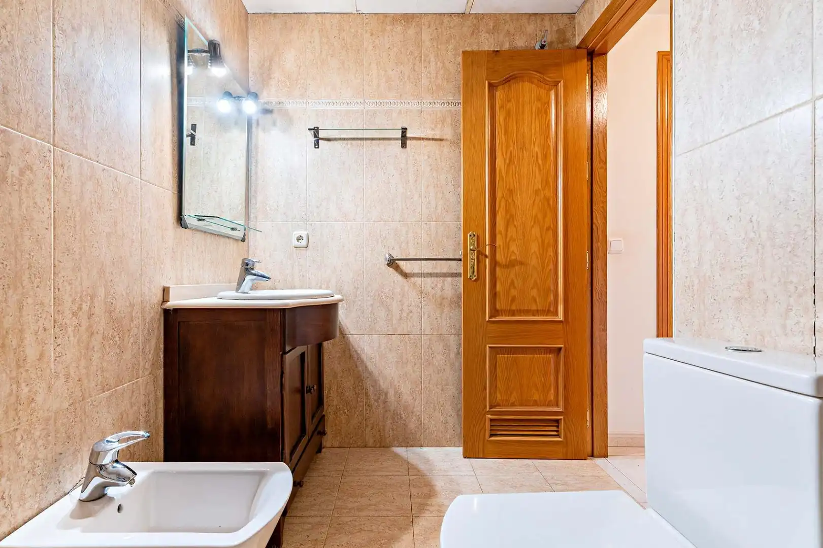 Bathroom of Flat for sale in Roquetas de Mar  with Air Conditioner, Heating and Furnished