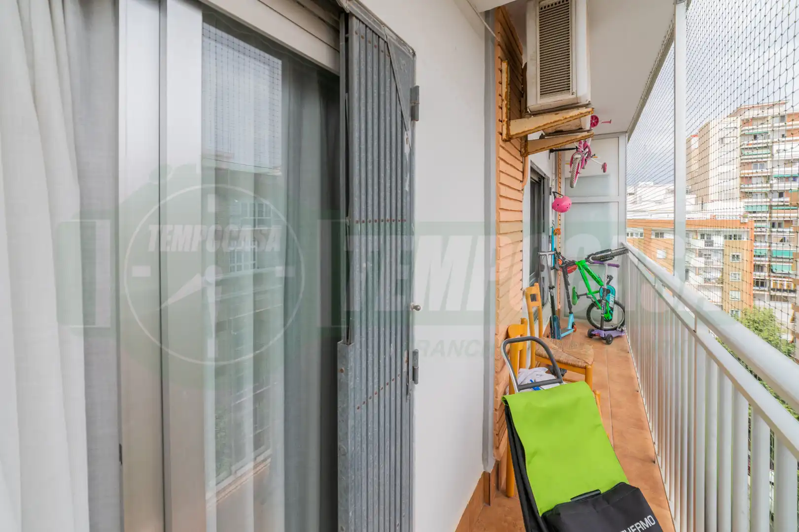 Piso con terraza en venta en Carrer de Rodrigo de Pertegás 23, imagen 27