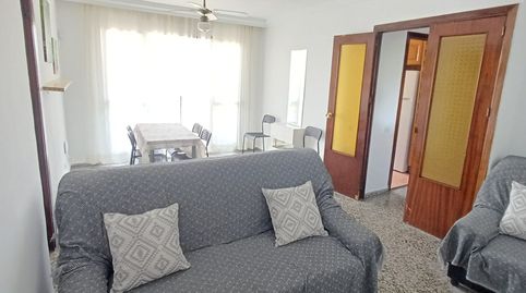 Foto 4 de Piso de alquiler en Plaza Reyna Manescau, Parque Ayala - Jardín de la Abadía - Huelín, Málaga Capital